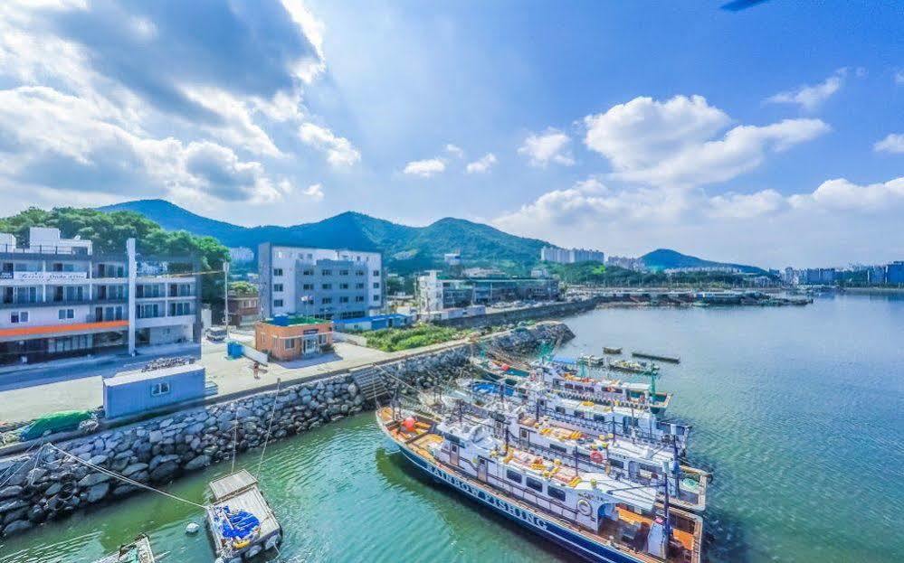 Sea Star Hostel ยอซู ภายนอก รูปภาพ