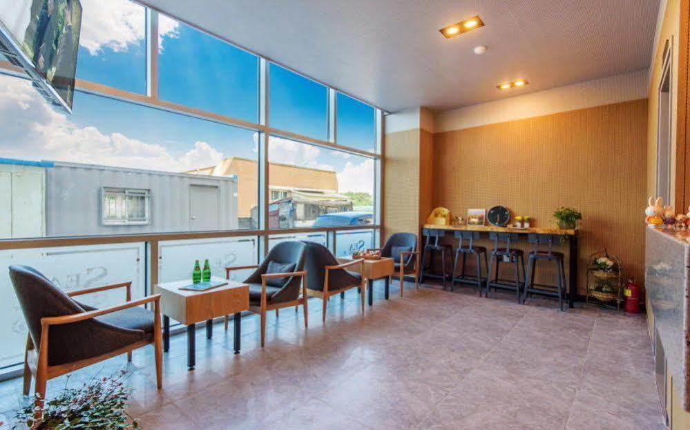 Sea Star Hostel ยอซู ภายนอก รูปภาพ